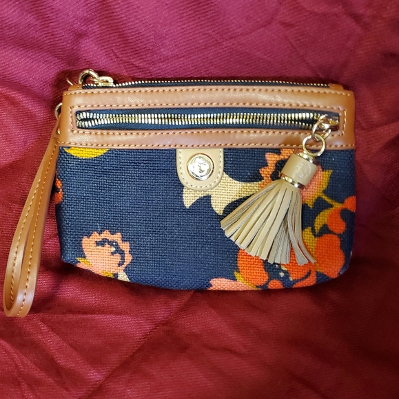 Canvas/Leather Daufuskie Island Tassel Wristlet - Picture 4 of 5